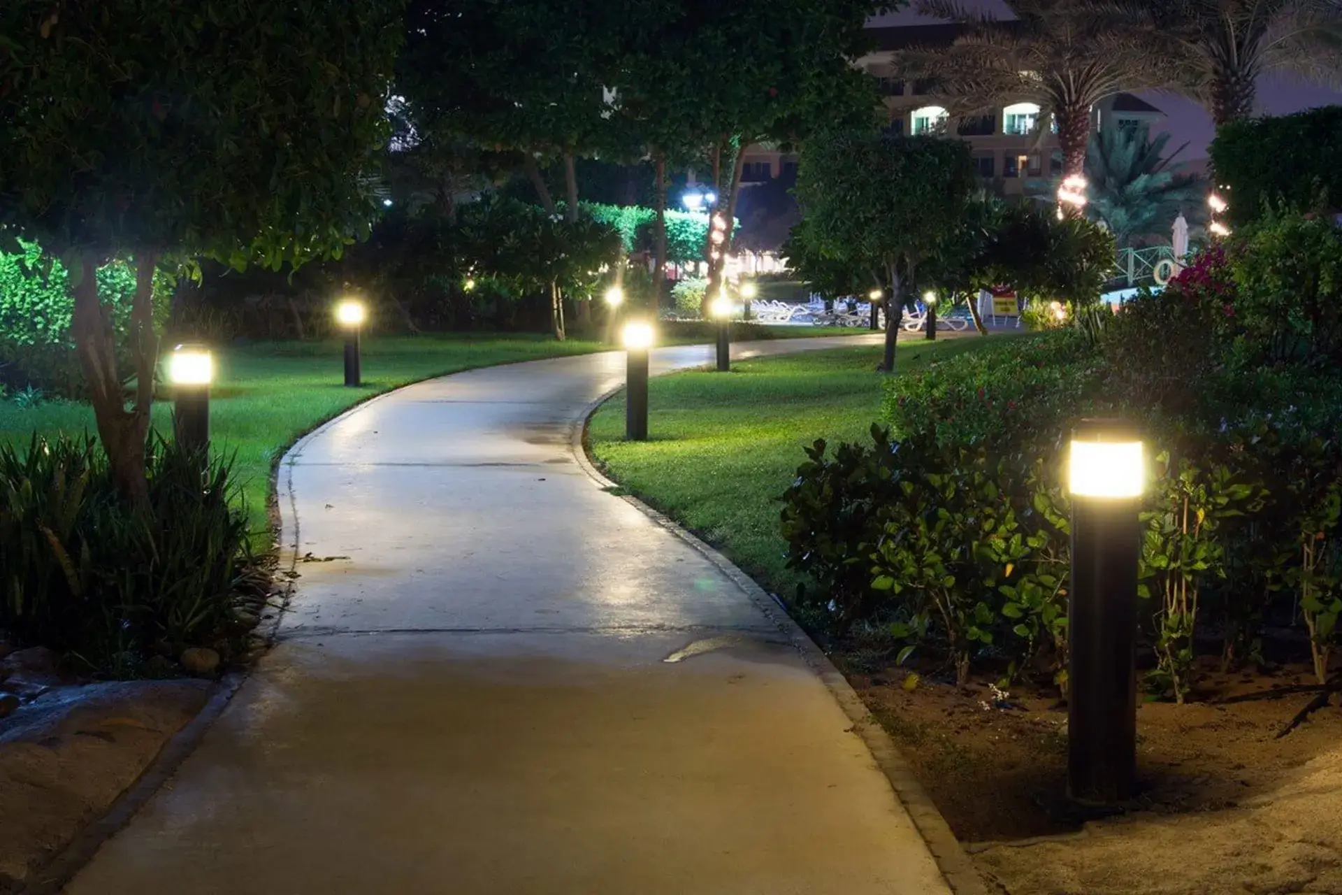 Garden Lights Installation Services in UAE